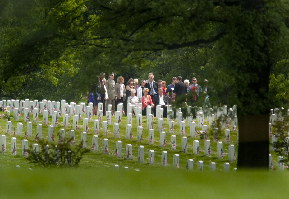 20050527006 LCPL Jourdan Grez's graveside service at Arlington National Cemetery. Grez was killed May 11, 2005 when his amphibious assault vehicle struck an explosive device in Karabilah, Iraq.