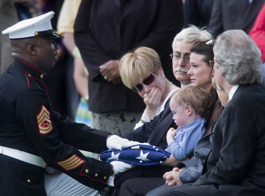 20050527076 LCPL Jourdan Grez's graveside service at Arlington National Cemetery. Grez was killed May 11, 2005 when his amphibious assault vehicle struck an explosive device in Karabilah, Iraq.